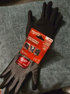 Milwaukee Men's Black/Gray High-Dexterity Work Gloves